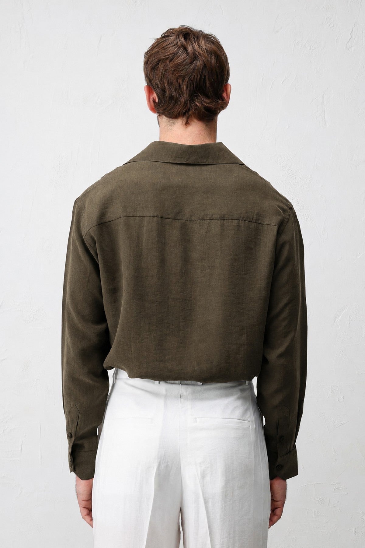 Antioch Men's Shirt with a Wide Collar in a Lyocell Blend