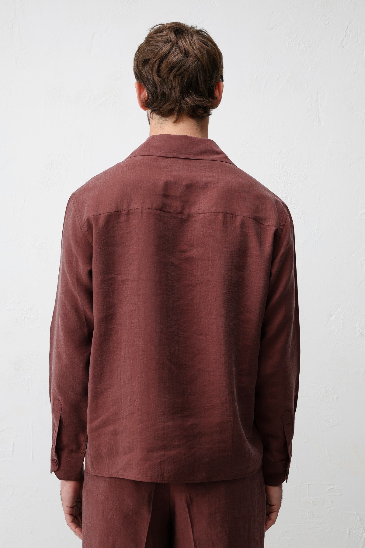 Antioch Men's Shirt with a Wide Collar in a Lyocell Blend
