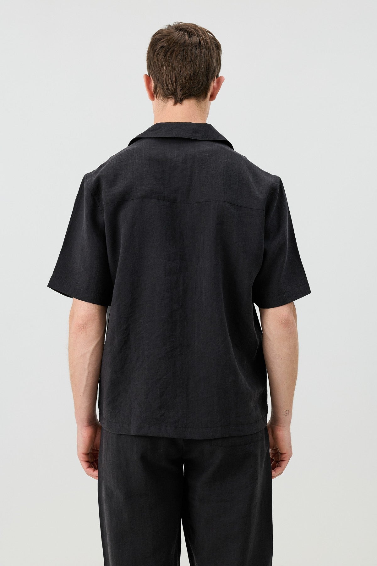Antioch Lyocell-Blend Hidden-Button Men's Shirt