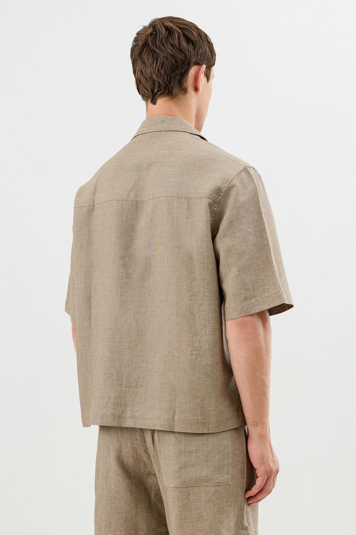 Men's Short-Sleeve Striped Relaxed-Fit Shirt with Linen Blend