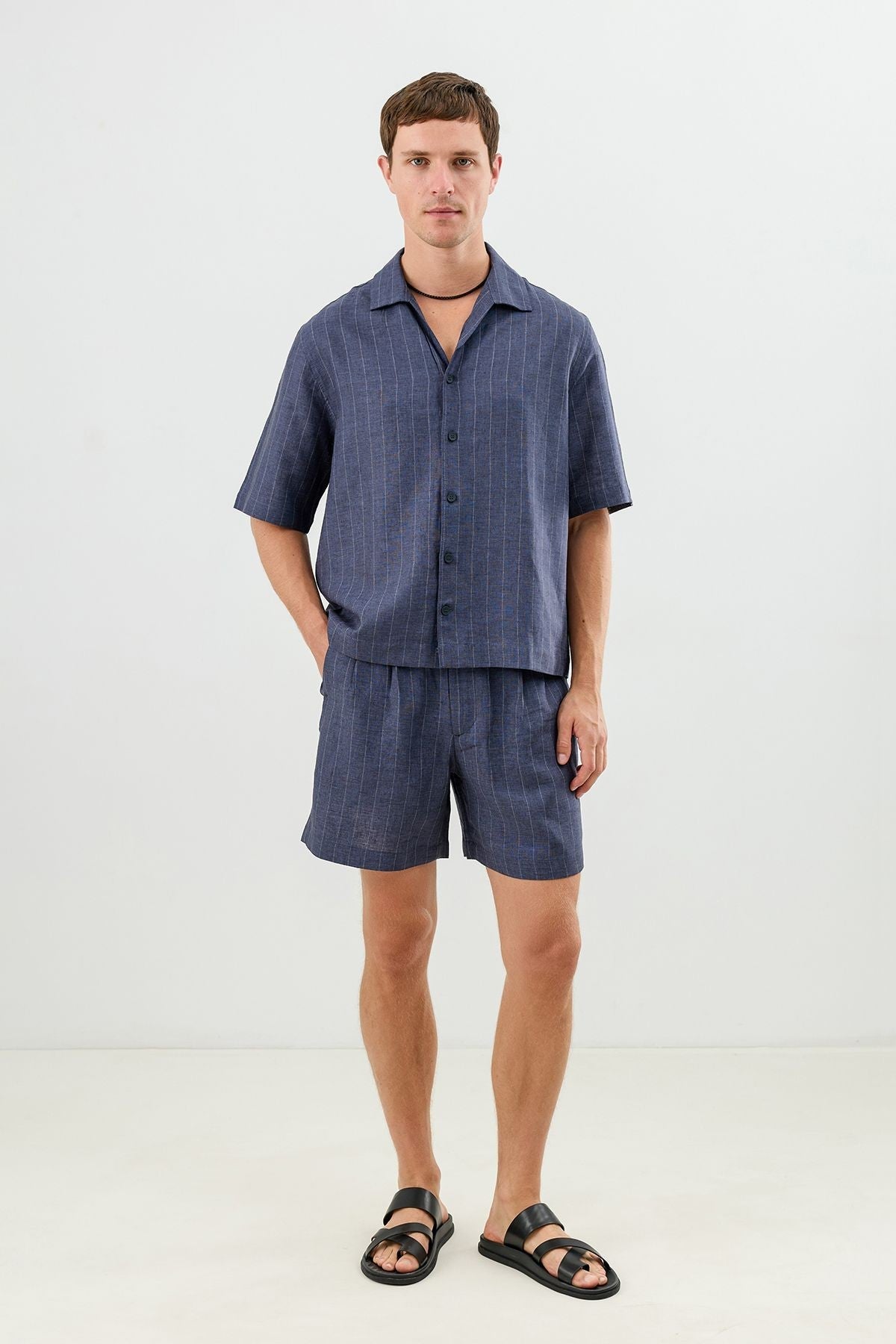 Men's Short-Sleeve Striped Relaxed-Fit Shirt with Linen Blend