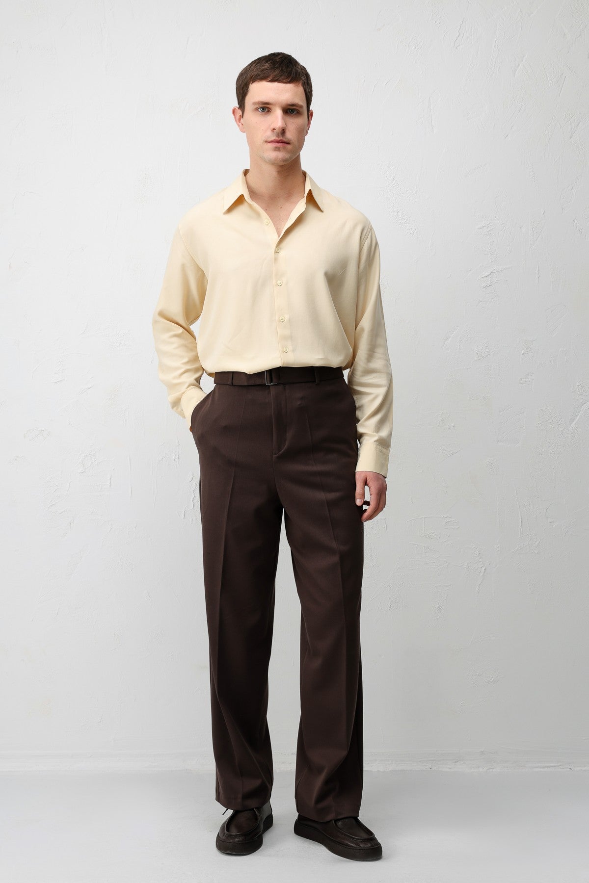 Antioch Relaxed-Fit Men's Pants with a Belt