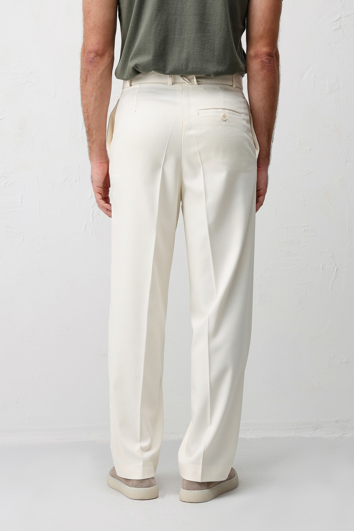 Antioch Relaxed-Fit Men's Pants with a Belt