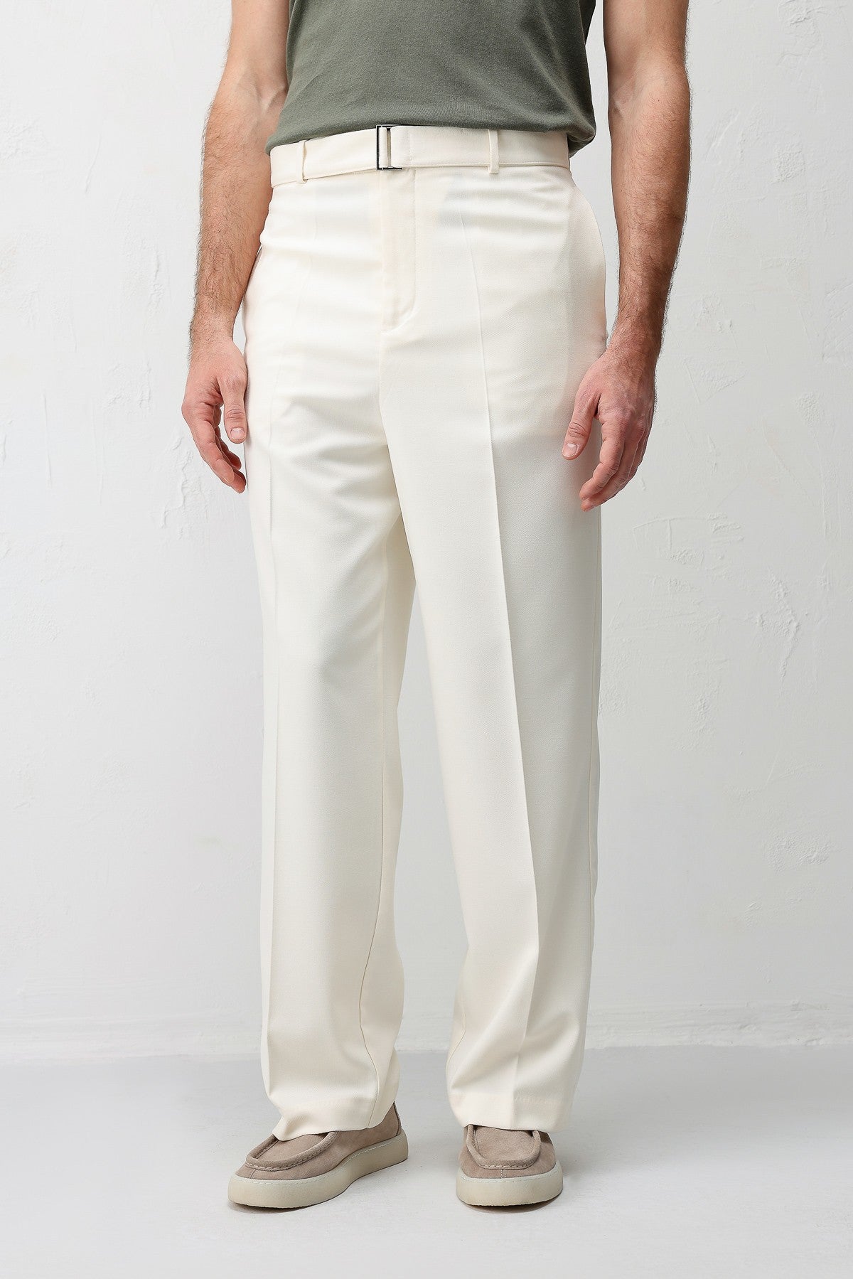 Antioch Relaxed-Fit Men's Pants with a Belt