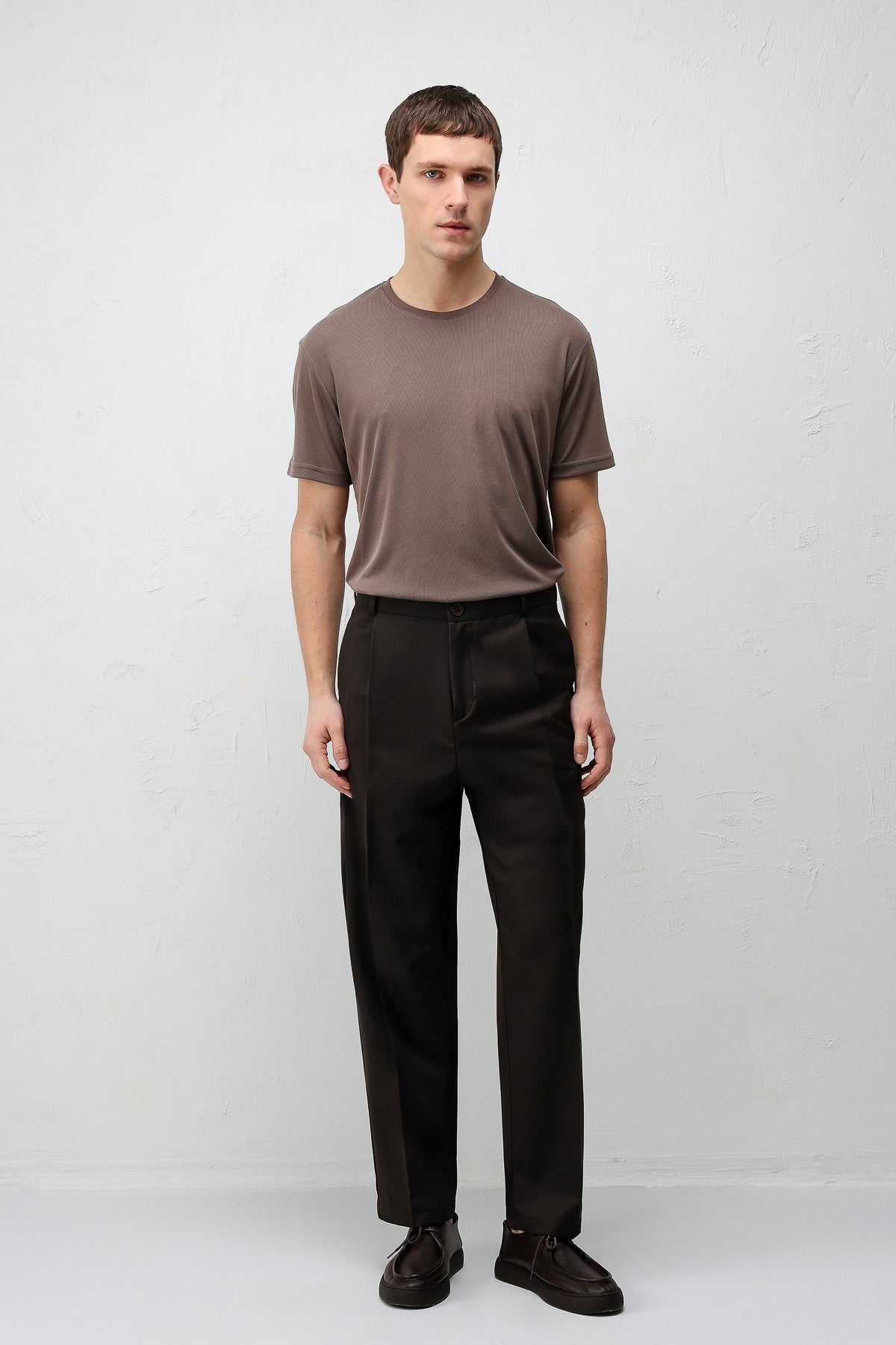 Antioch Pleated Relaxed-Fit Men's Pants
