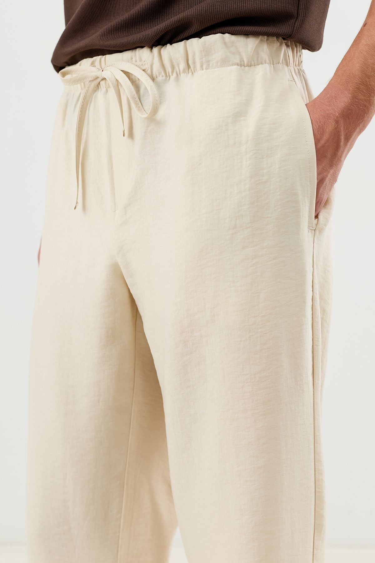 Men's Relaxed-Fit Pants with Lyocell Blend