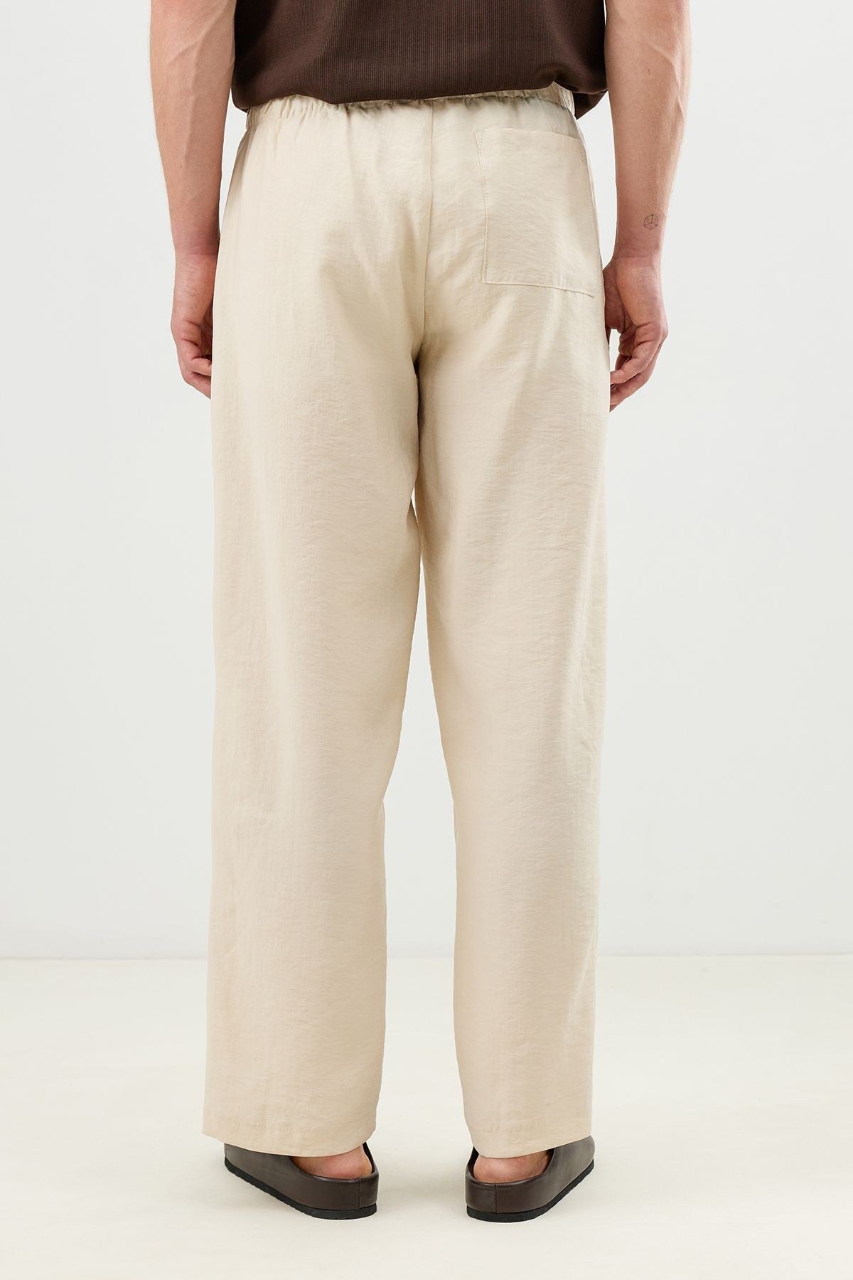 Men's Relaxed-Fit Pants with Lyocell Blend