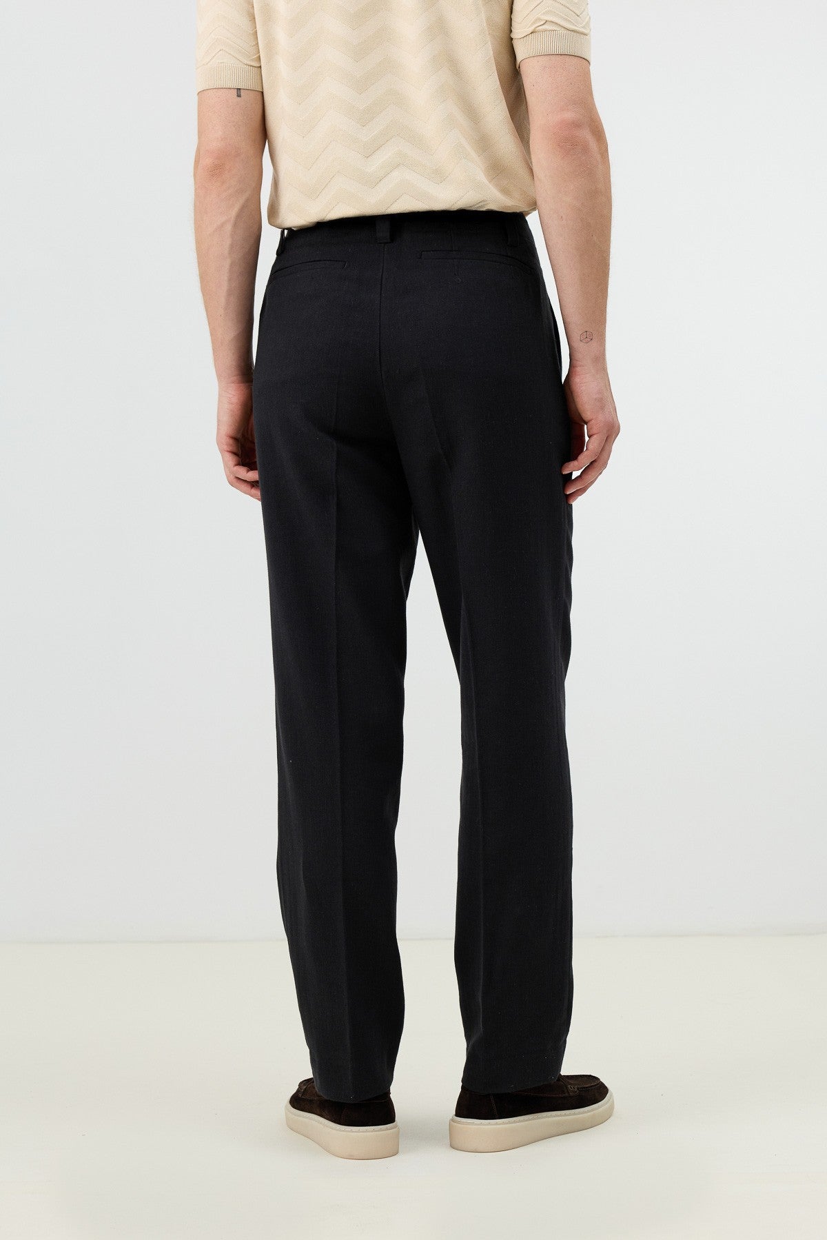 Men's Pants with Herringbone Pattern in Antioch Linen Blend