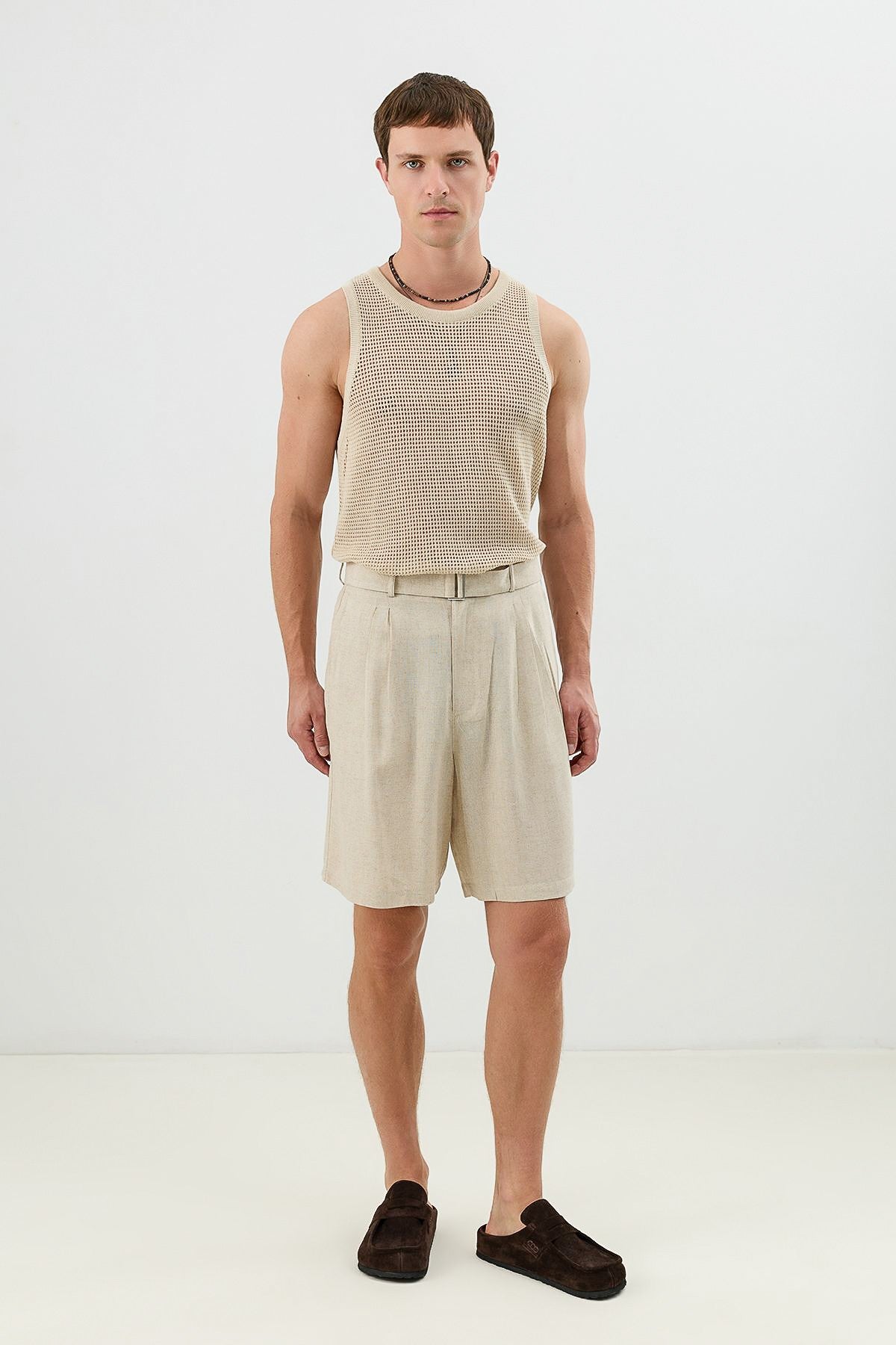 Linen-Blend Shorts with a Belt