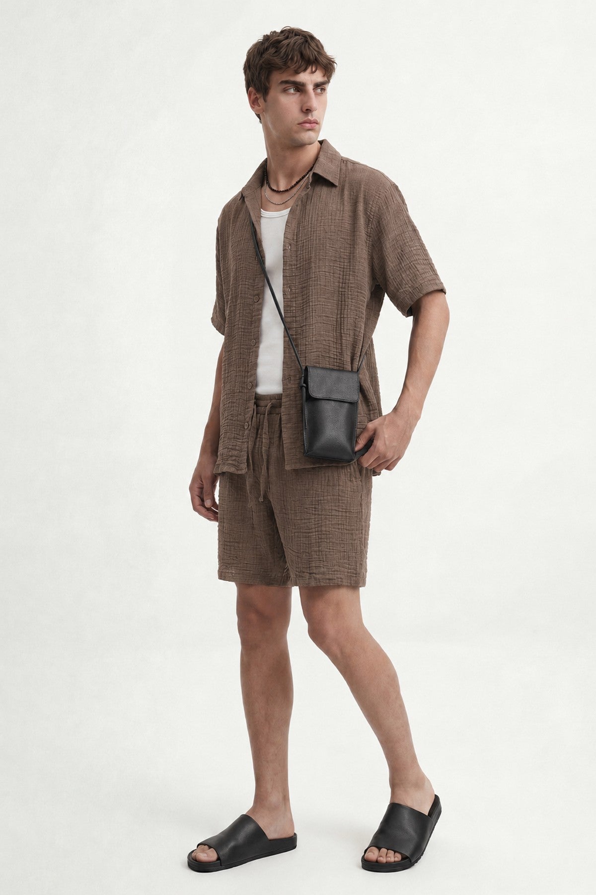 Men's Shorts with a Wrinkled Look