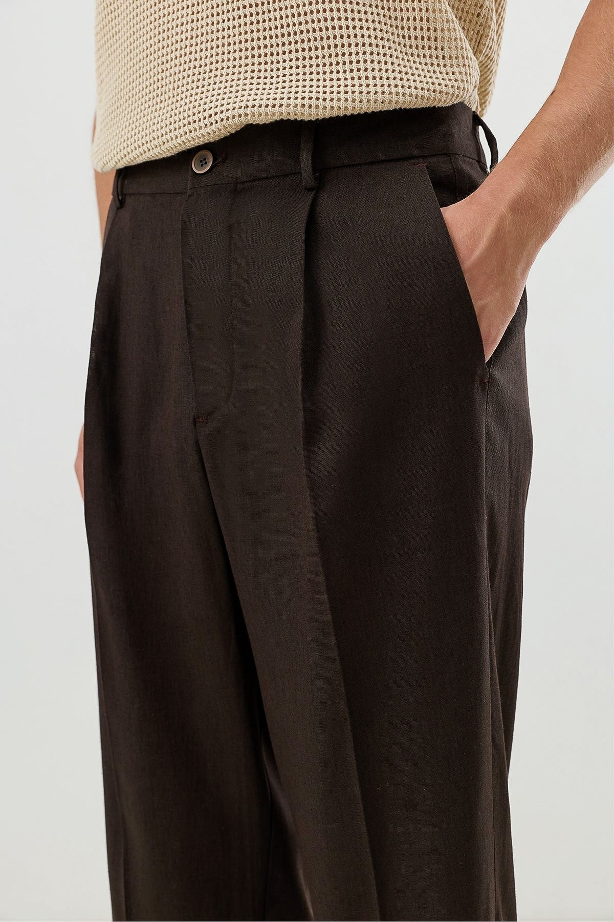 Men's Linen-Blend Pants with an Elastic Waistband