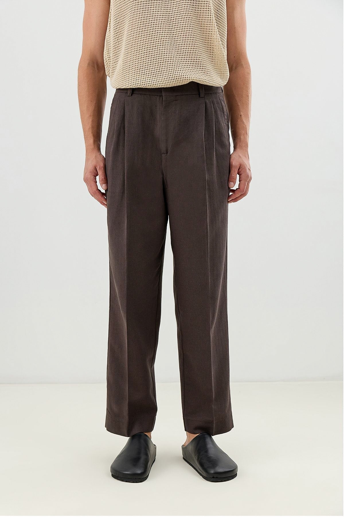 Men's Pleated Pants with Linen Blend