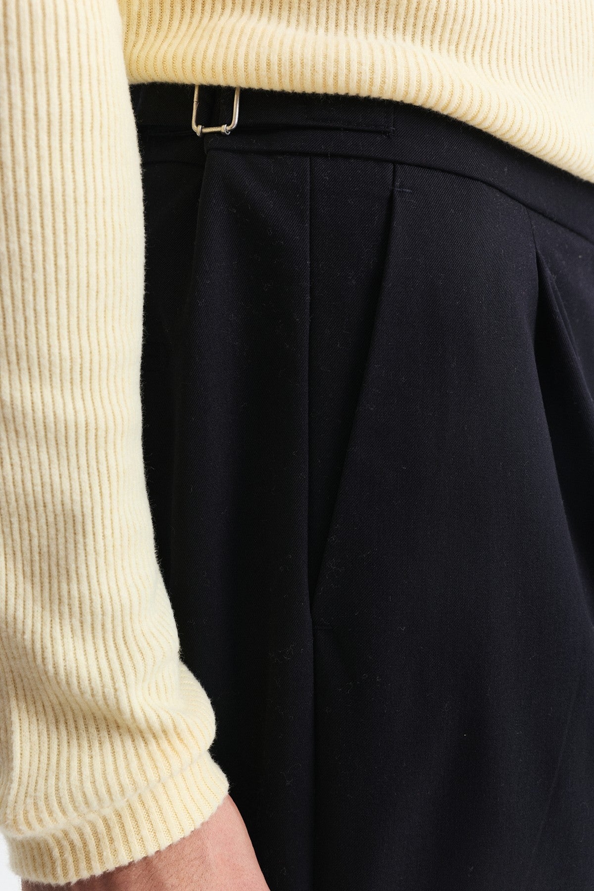 Relaxed-Fit Wool-Blend Pleated Pants