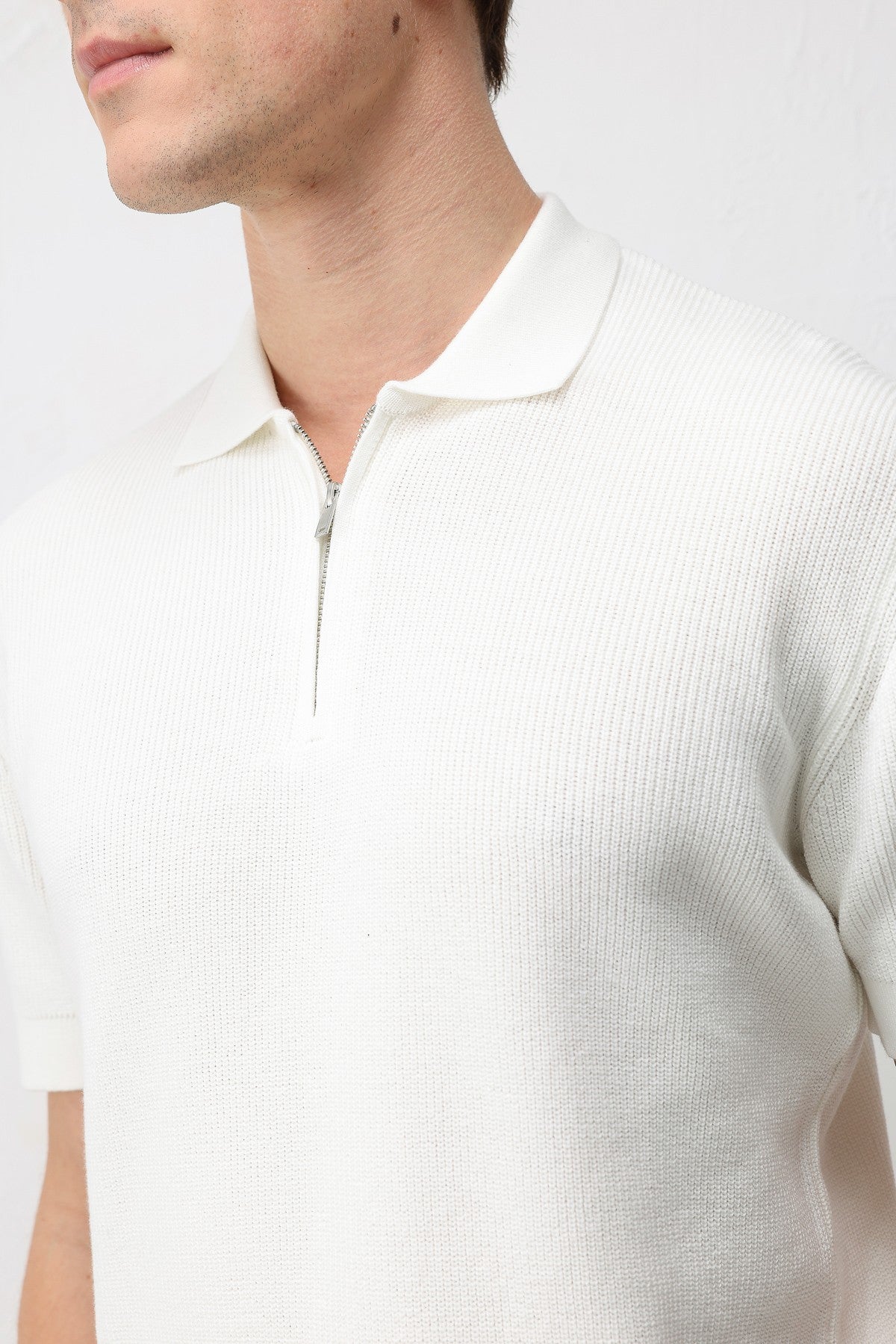 Antioch Comfort Slim Men's Zipper-Front Knit T-Shirt