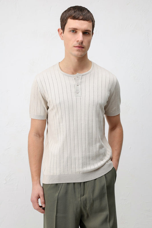 Textured Men's Knit T-Shirt