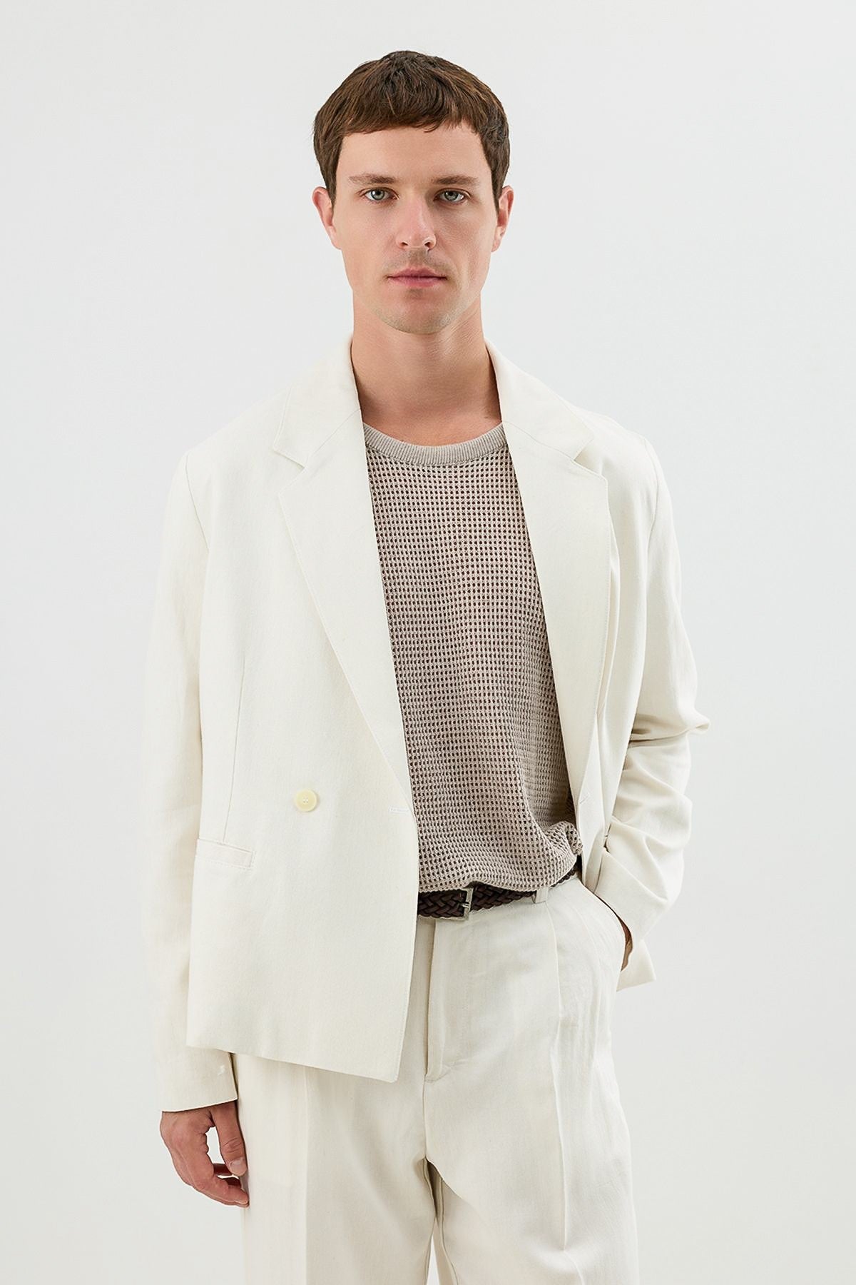 Linen-Blend Double-Breasted Relaxed-Fit Jacket