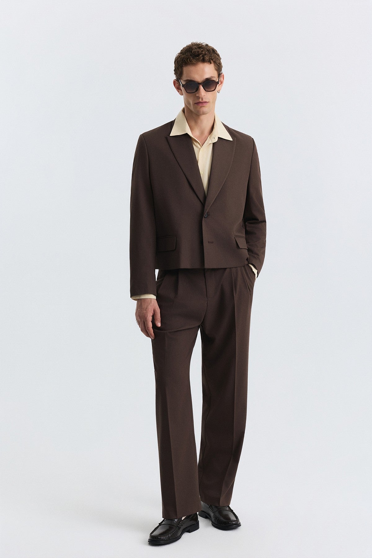 Crop-Fit Blazer Jacket