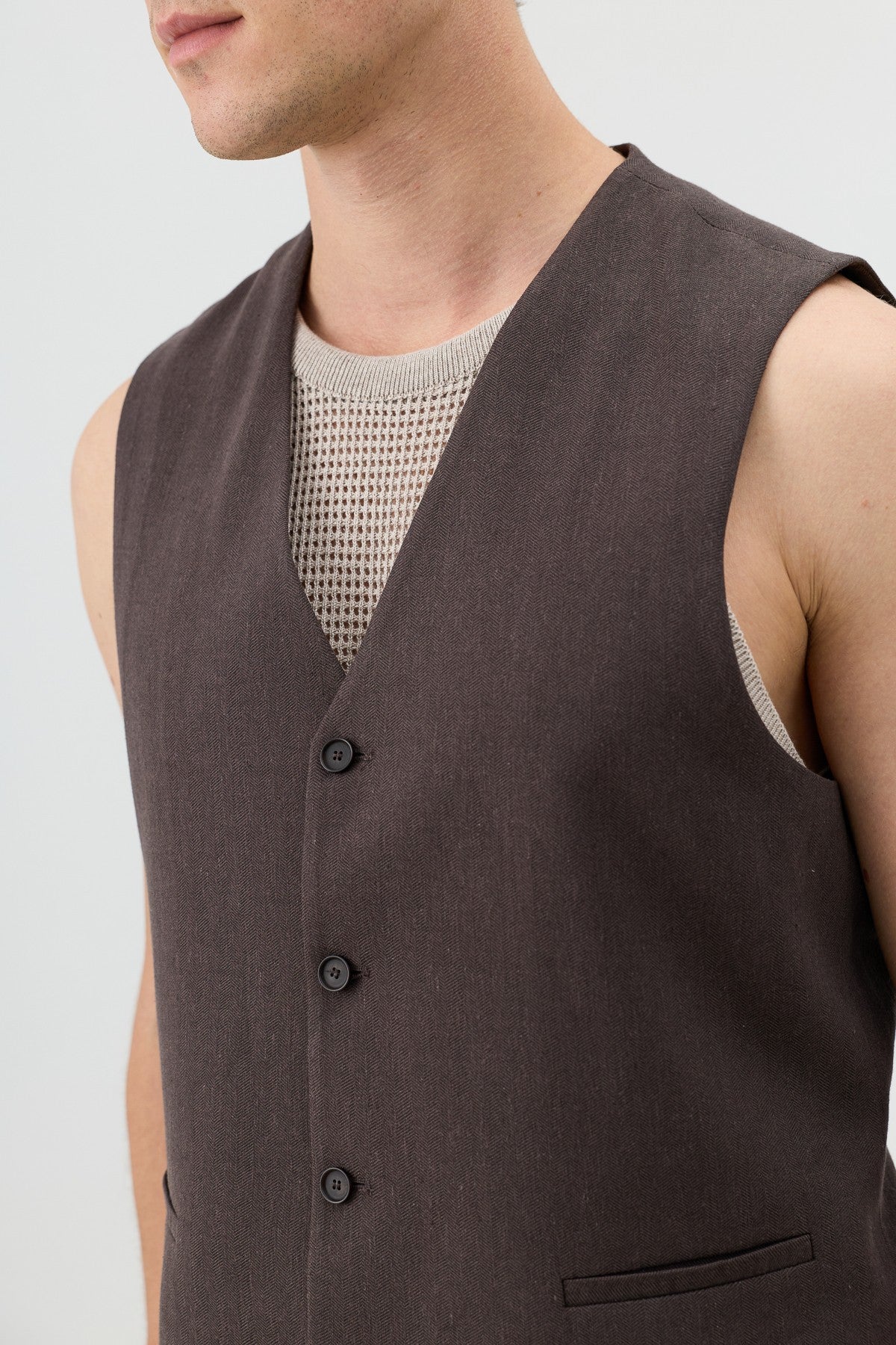 Antioch Men's Vest with Linen Blend and Herringbone Pattern