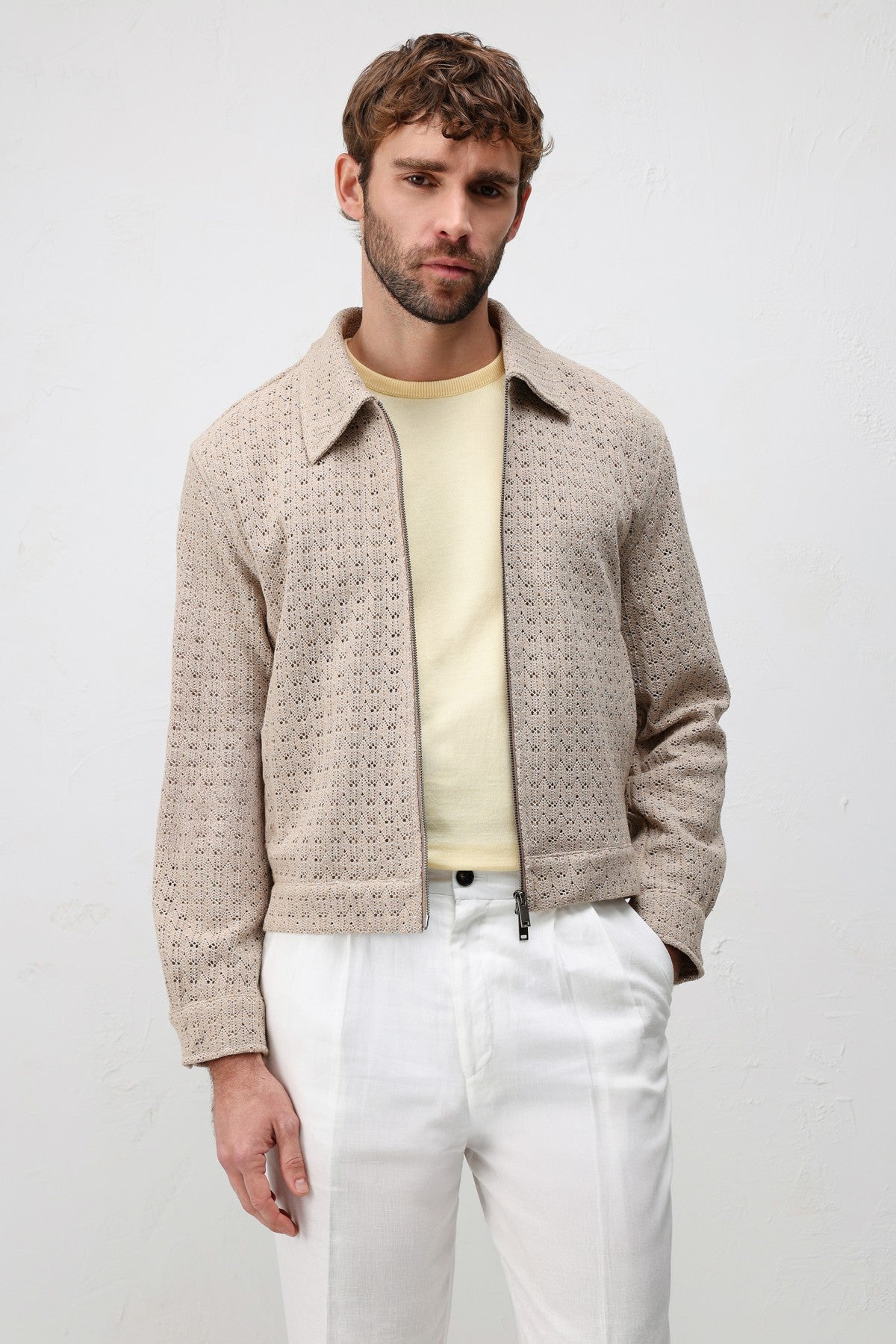 Men's Jacket with Zipper and Antioch Texture