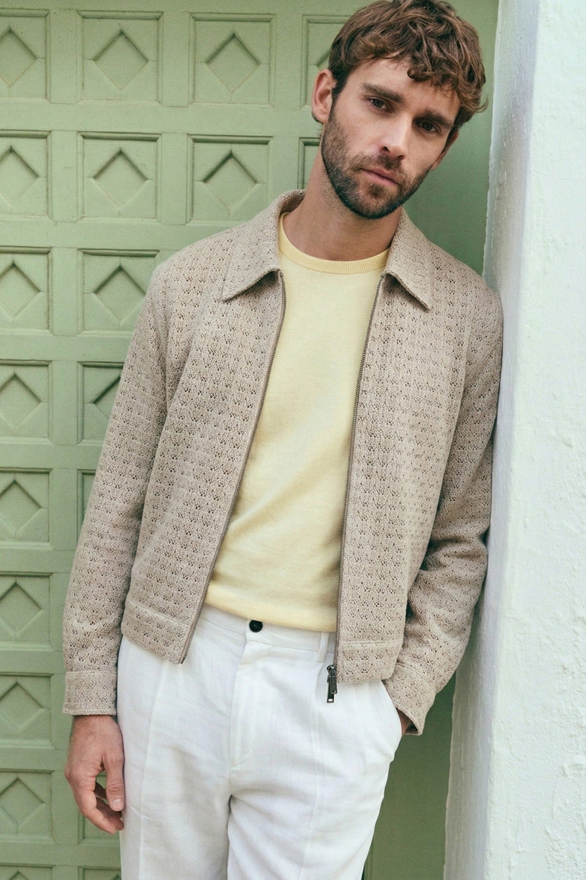 Men's Jacket with Zipper and Antioch Texture