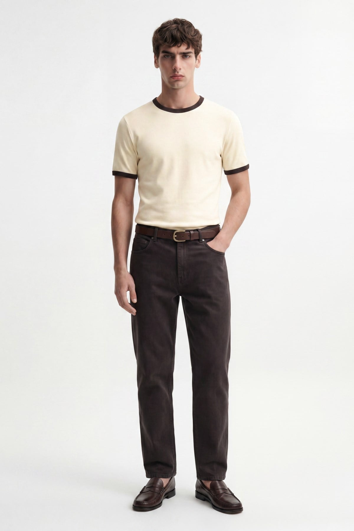 Men's T-Shirt with Contrast Collar