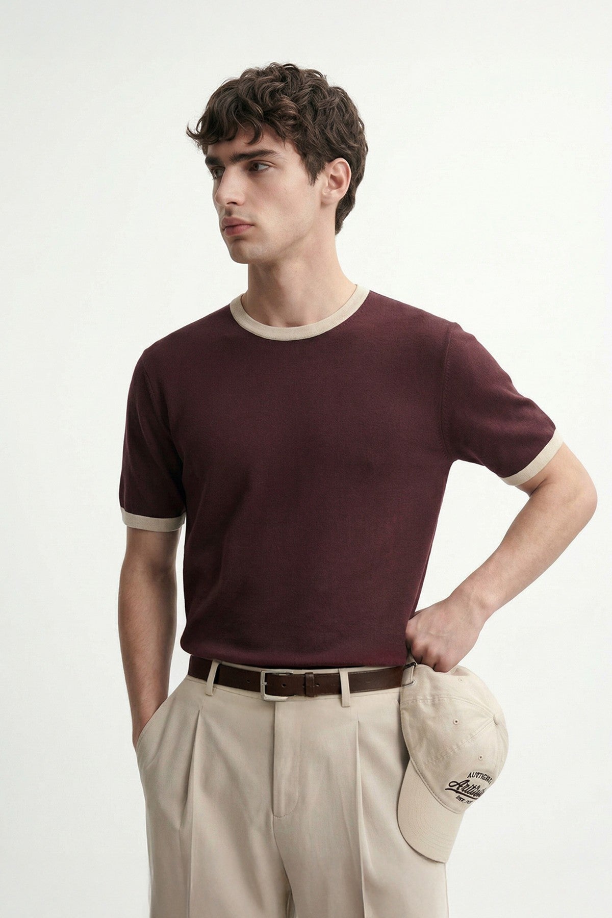 Men's T-Shirt with Contrast Collar