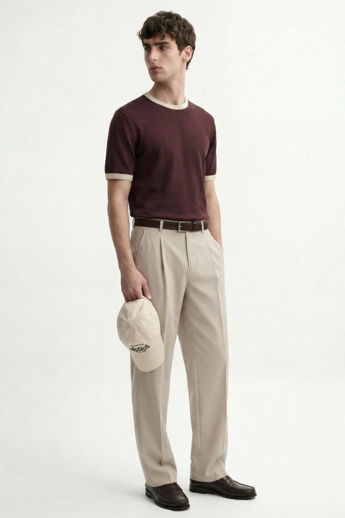 Men's T-Shirt with Contrast Collar