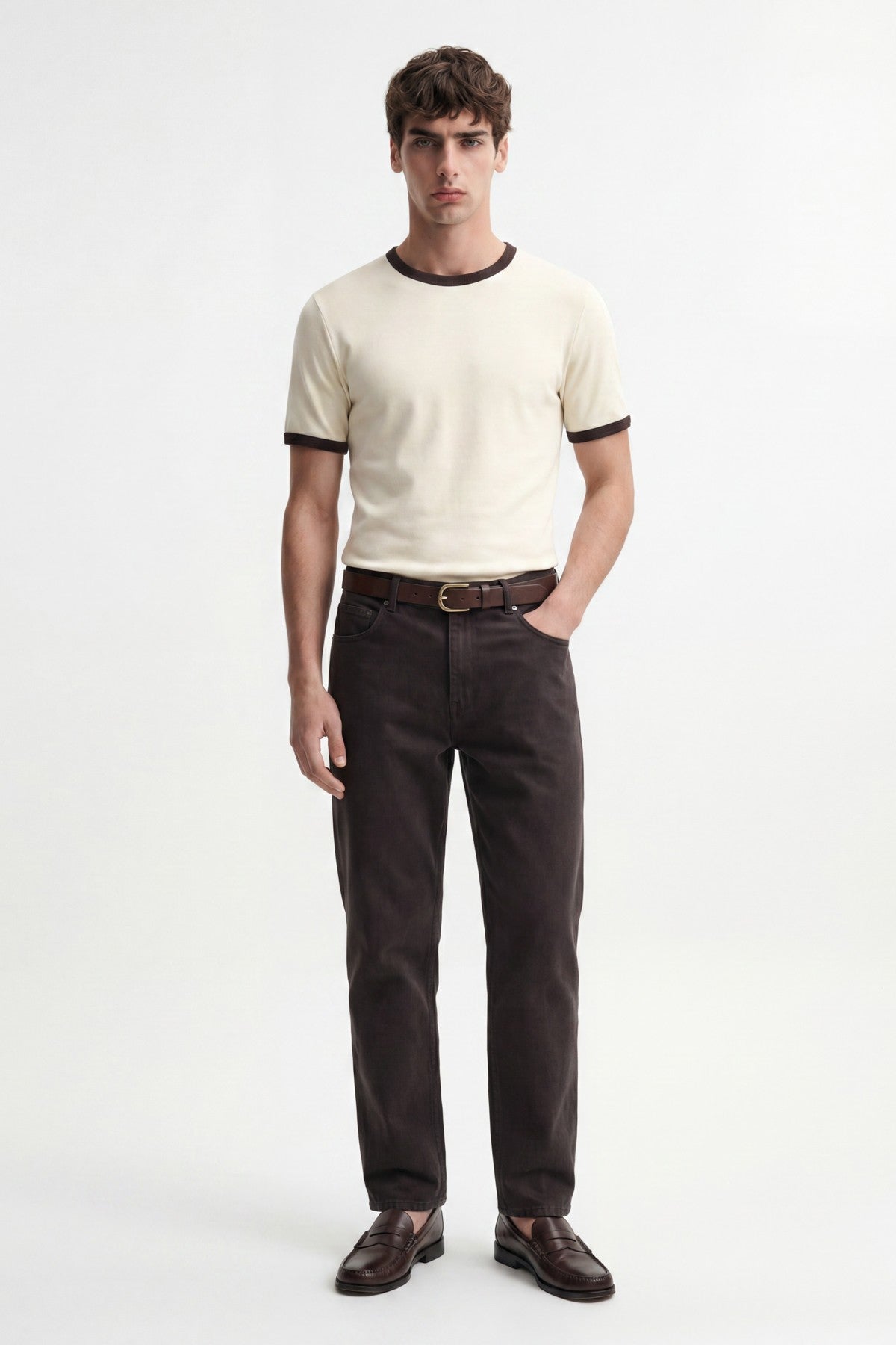 Men's T-Shirt with Contrast Collar