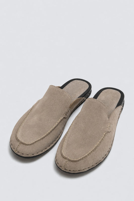 Soft-Stitched Toe Sabot