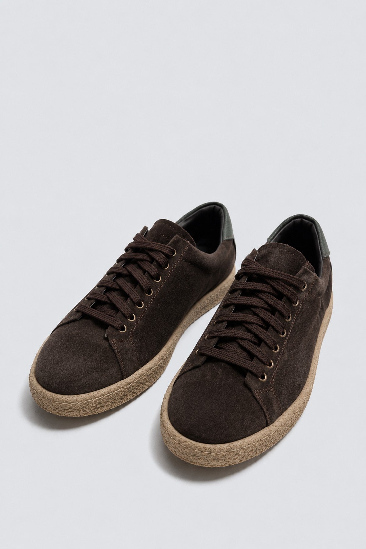 Contrast-Based 100% Suede Sneaker