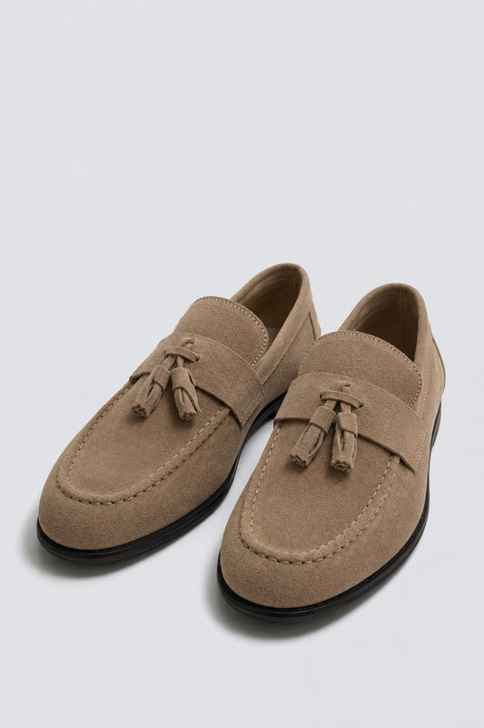100% Suede Shoes with Tassels