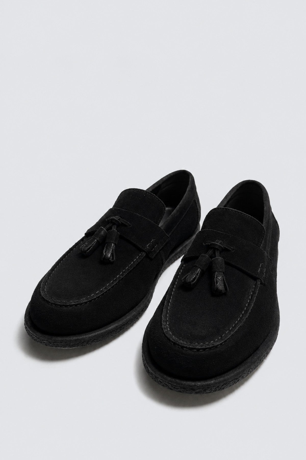 100% Suede Shoes with Tassels