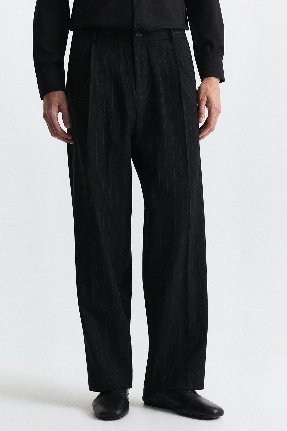 Relax Fit Striped Double-Breasted Suit