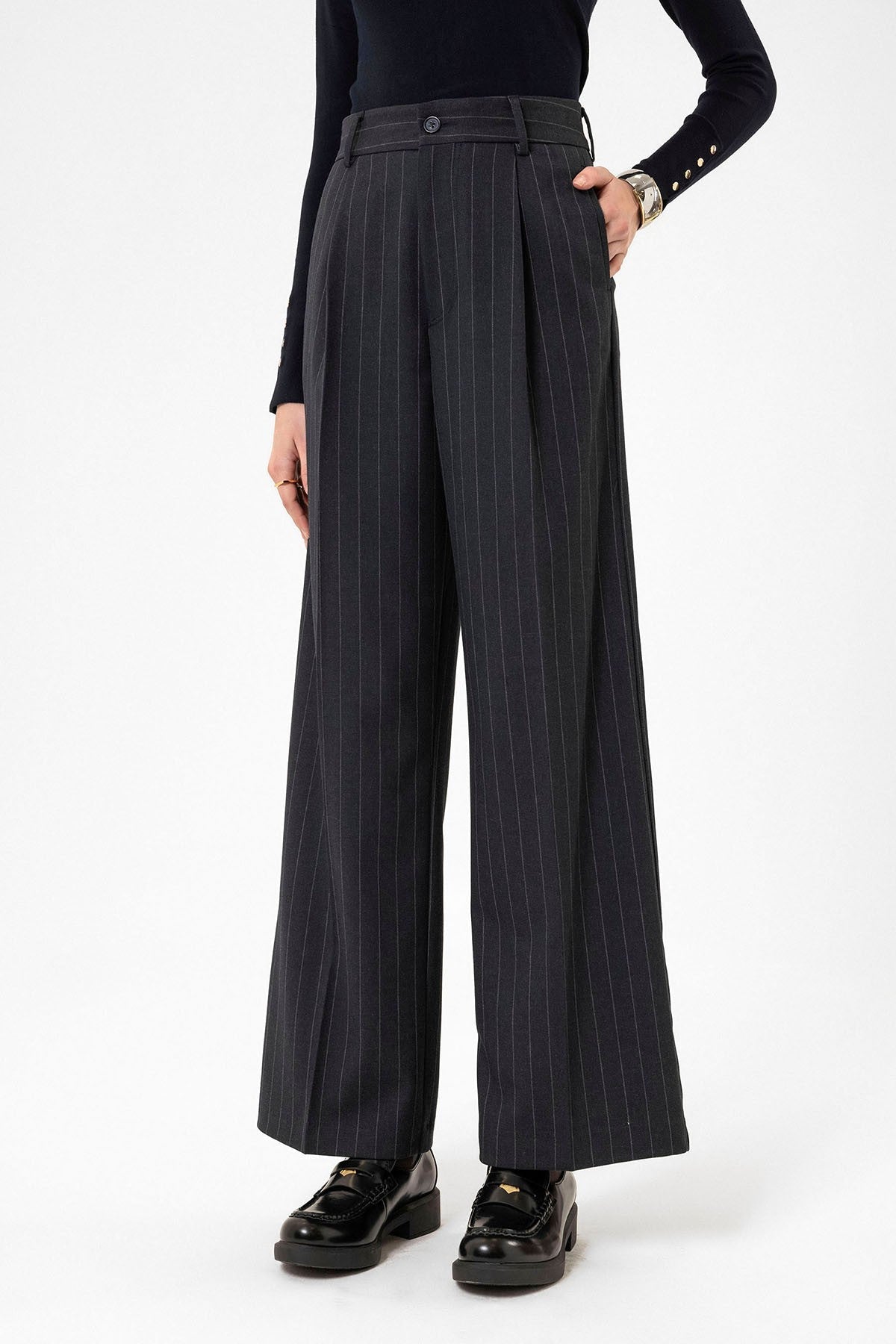 Antioch Women's High-Waisted Pleated Striped Pants