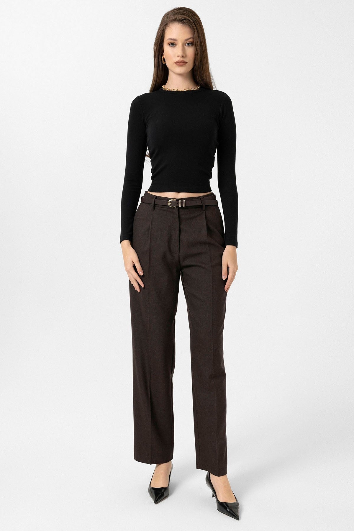 Antioch Women's High-Waisted Pleated Pants