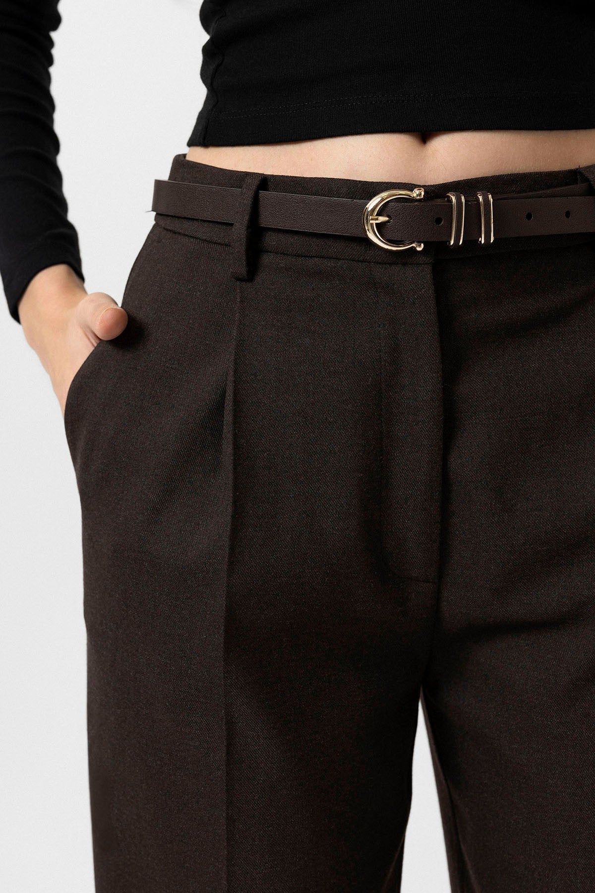 Antioch Women's High-Waisted Pleated Pants