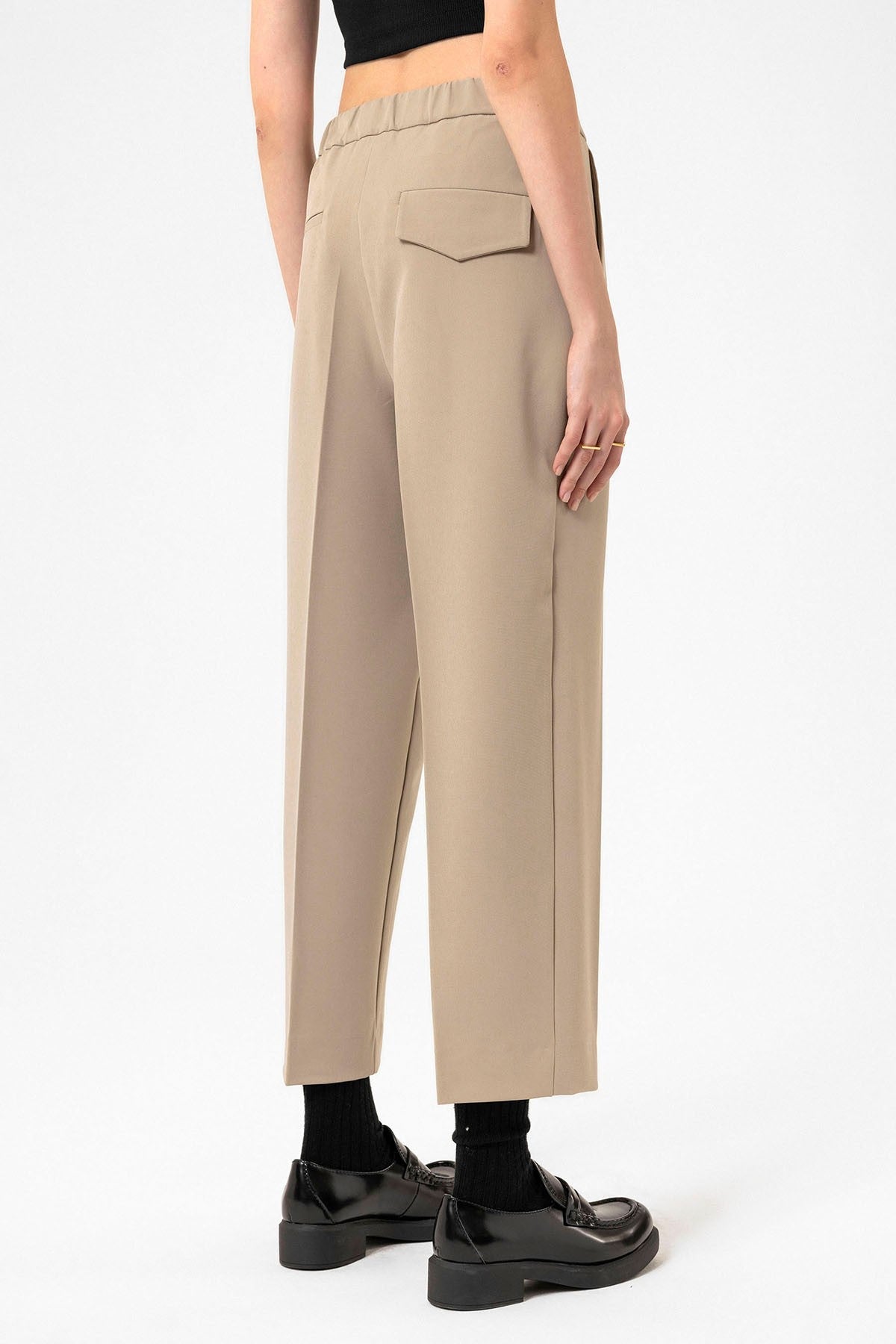 Antioch Women's High-Waisted Straight-Fit Cropped Pants