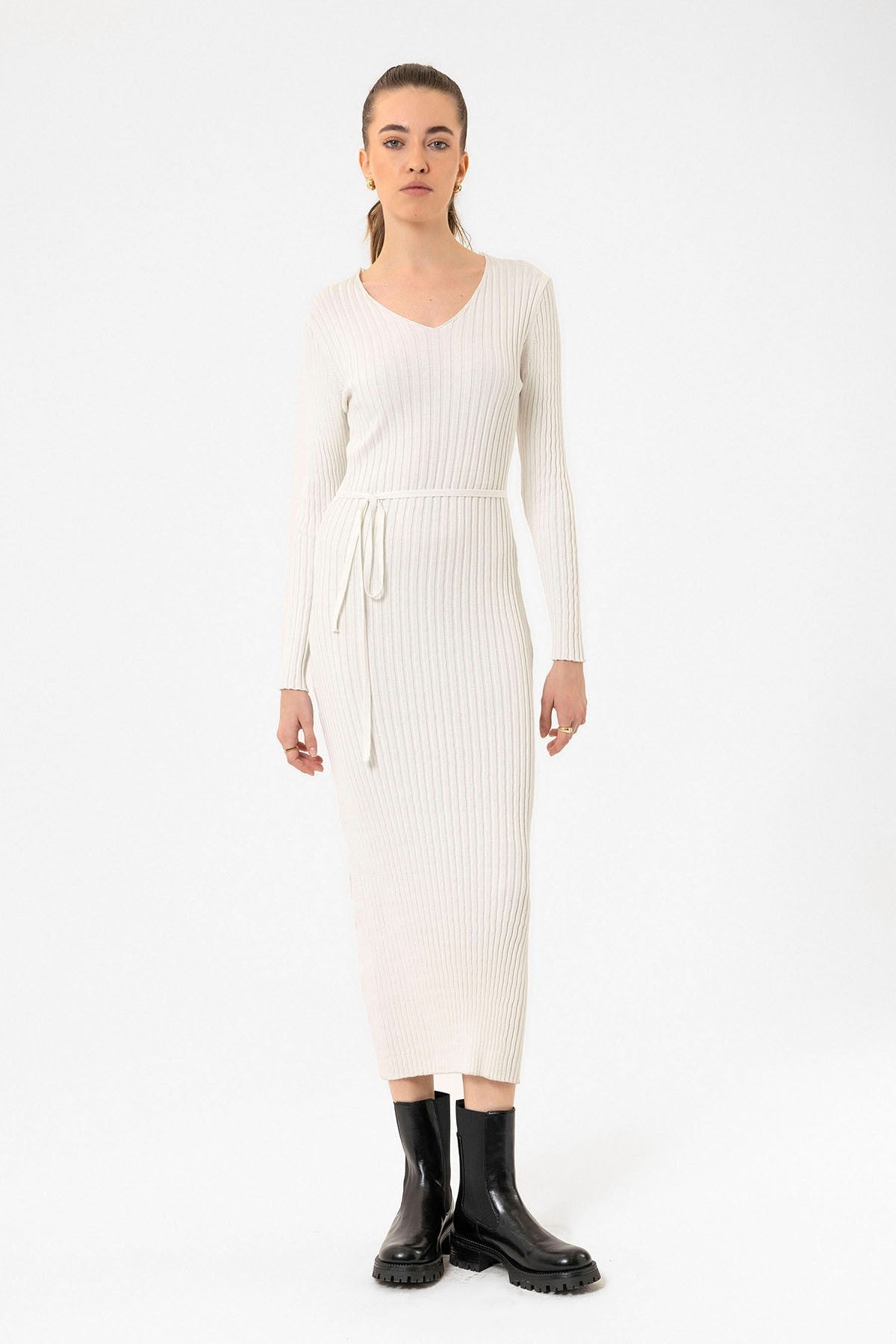 Antioch Women's Ribbed Midi Knit Dress