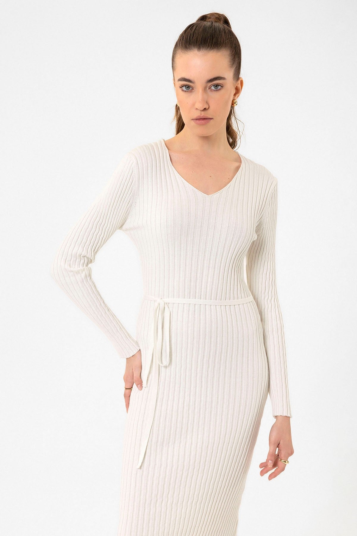 Antioch Women's Ribbed Midi Knit Dress