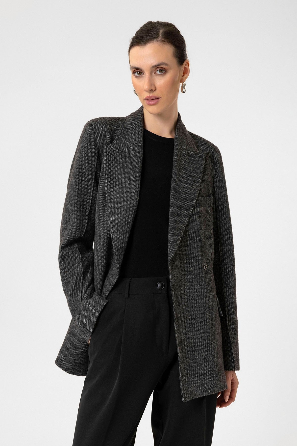 Antioch Women's Textured Blazer with Belt
