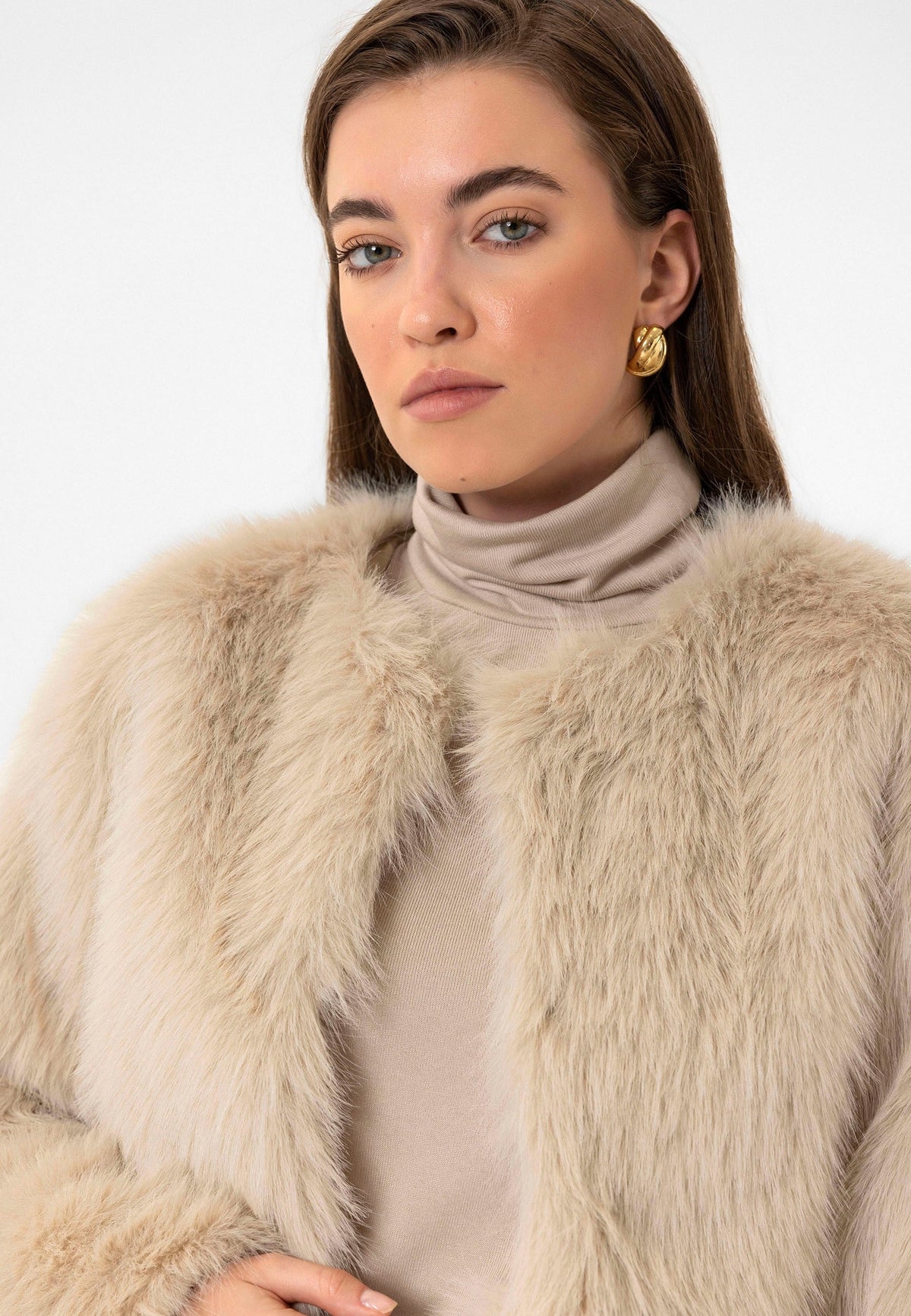Antioch Women's Faux Fur Crop Jacket