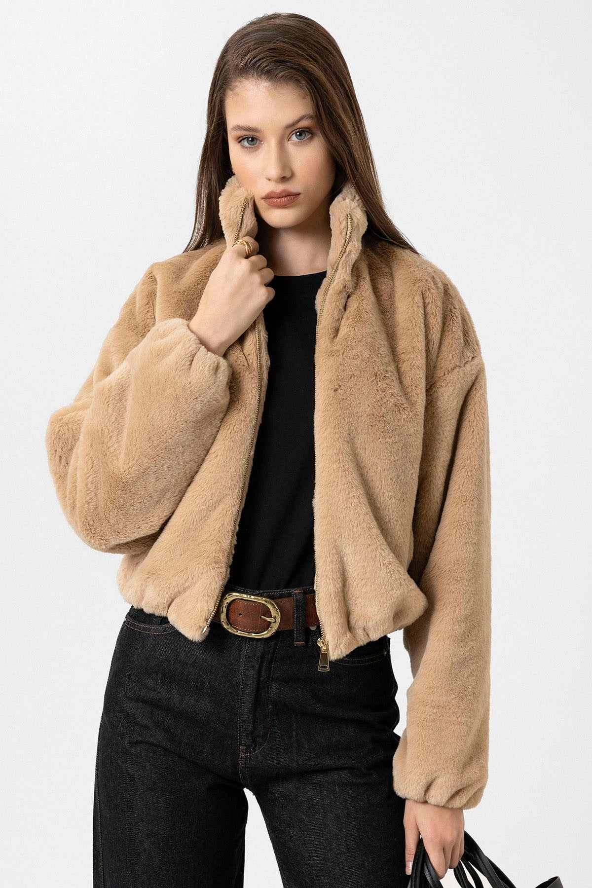 Antioch Women's Elastic-Waist Faux Fur Coat