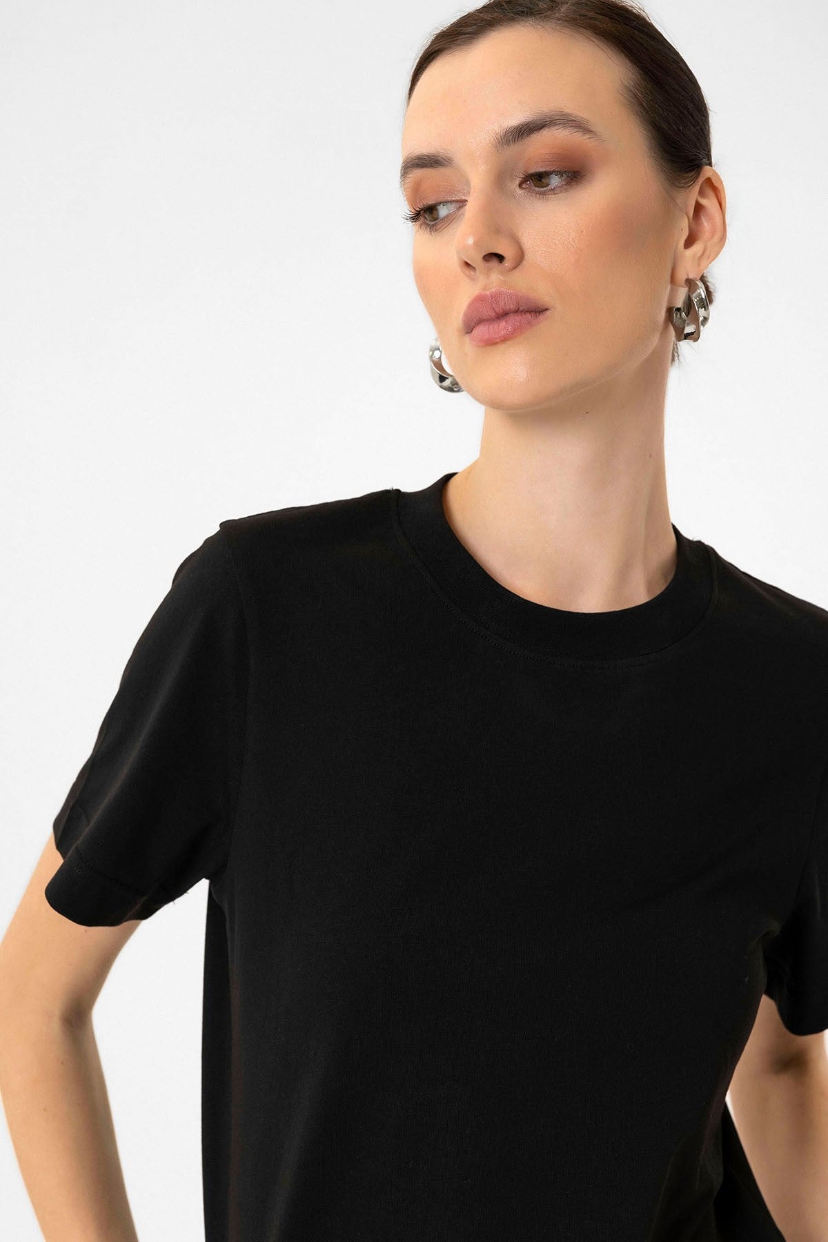 Antioch Women's Crew Neck Basic T-Shirt