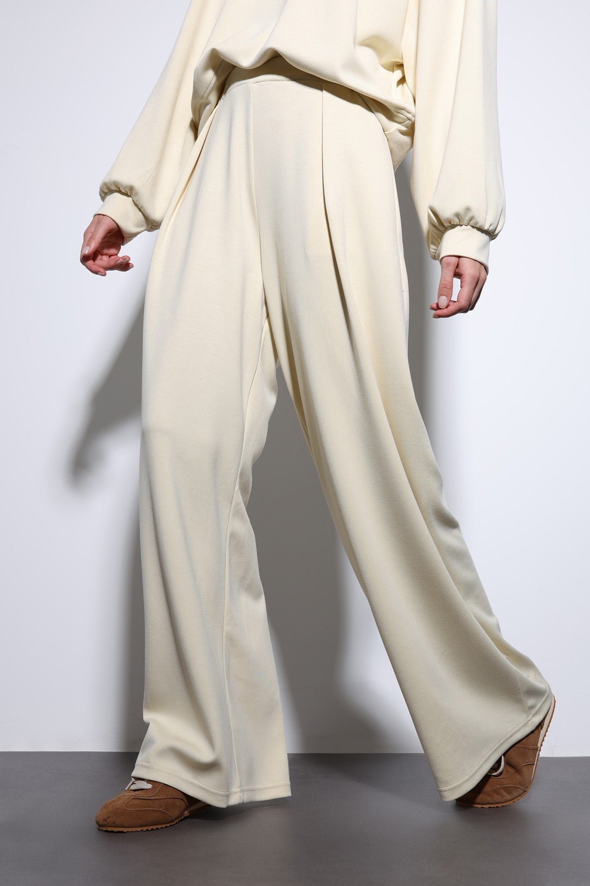 Antioch Wide-Leg Relaxed Women's Suit