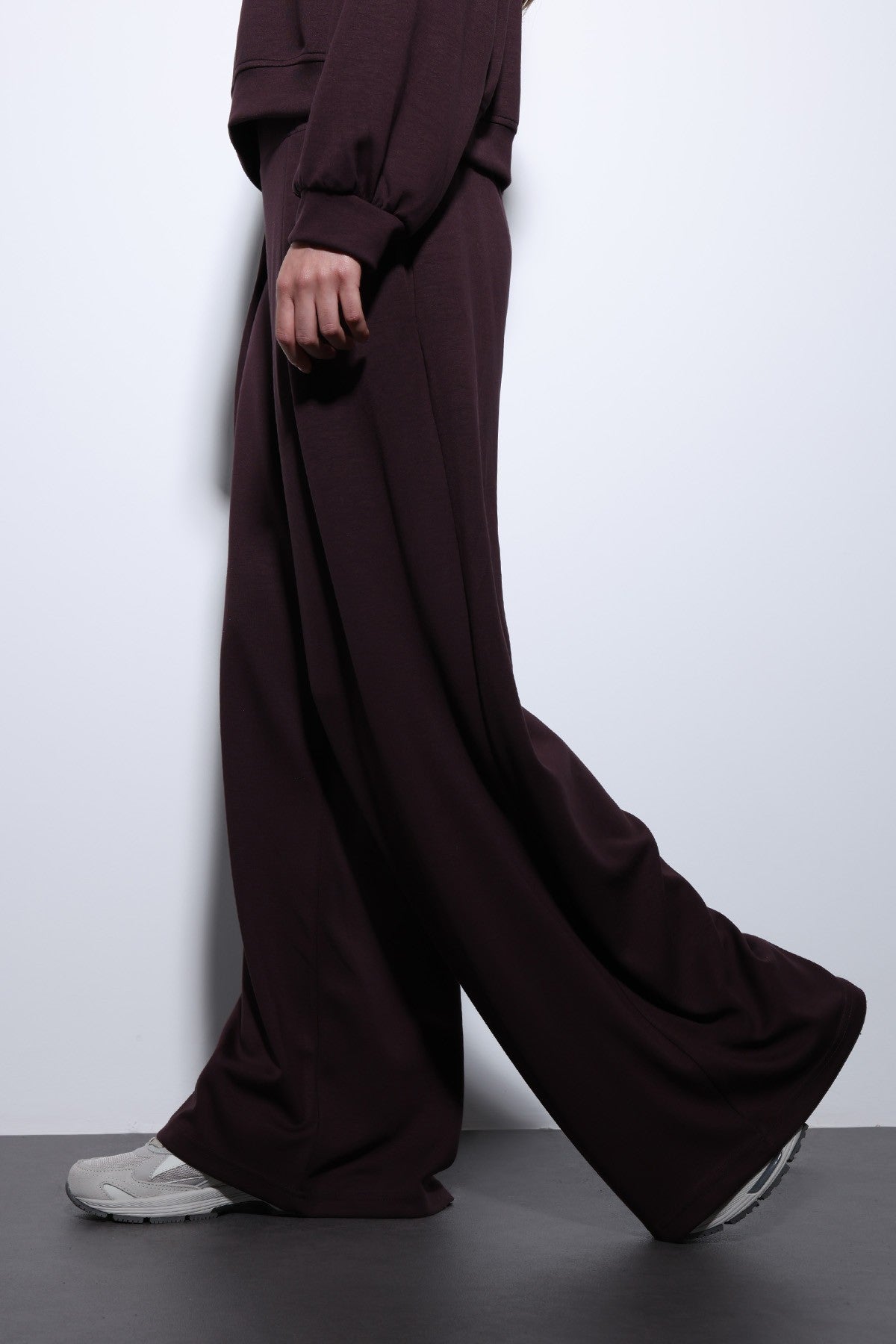 Antioch Wide-Leg Relaxed Women's Suit