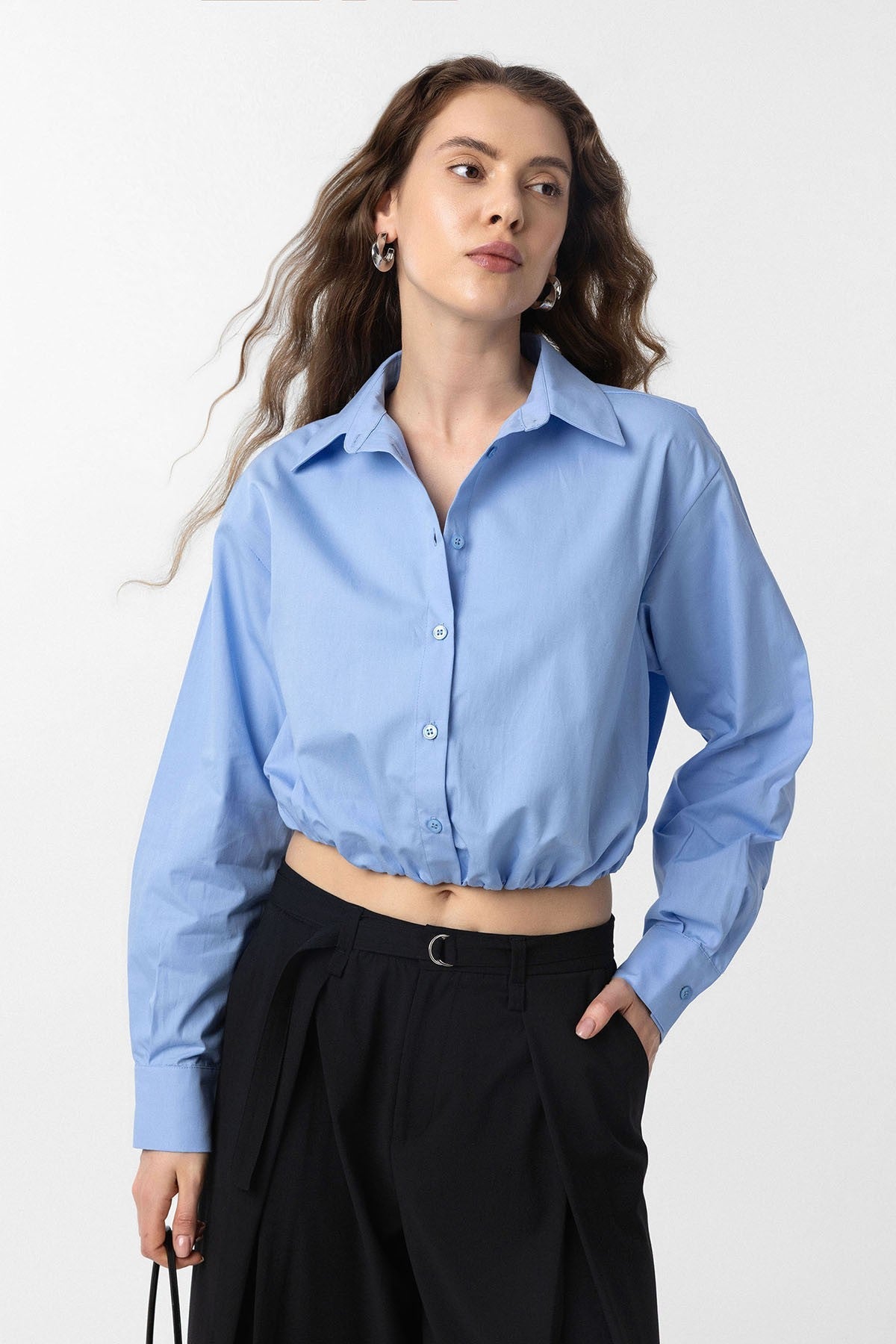 Antioch Crop Poplin Women's Shirt