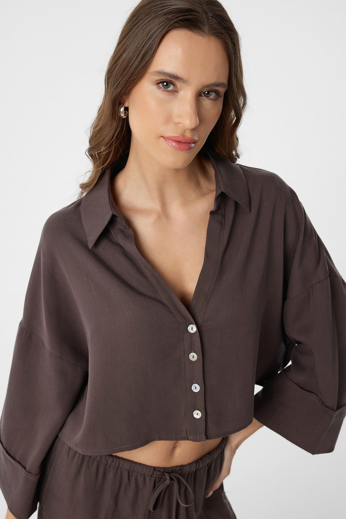 Antioch Crop Women's Shirt