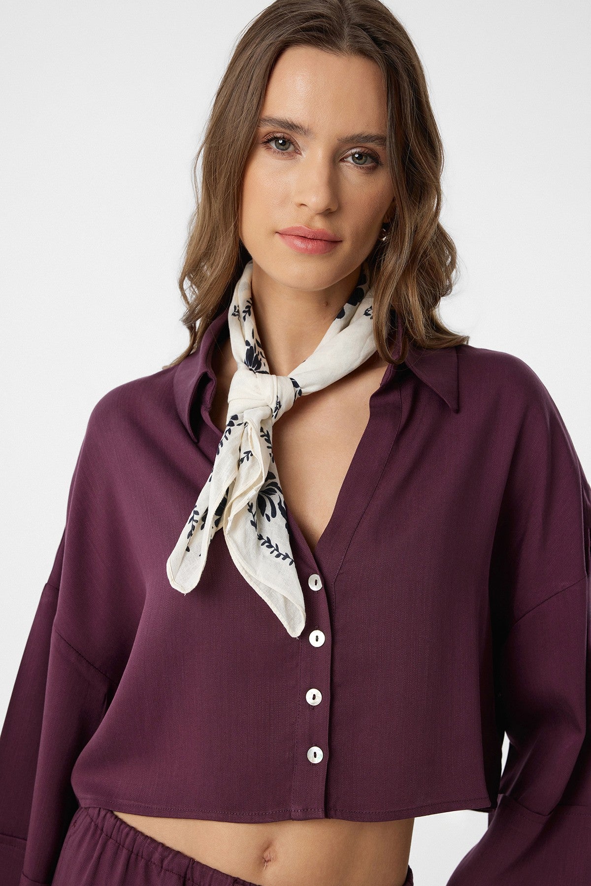 Antioch Crop Women's Shirt