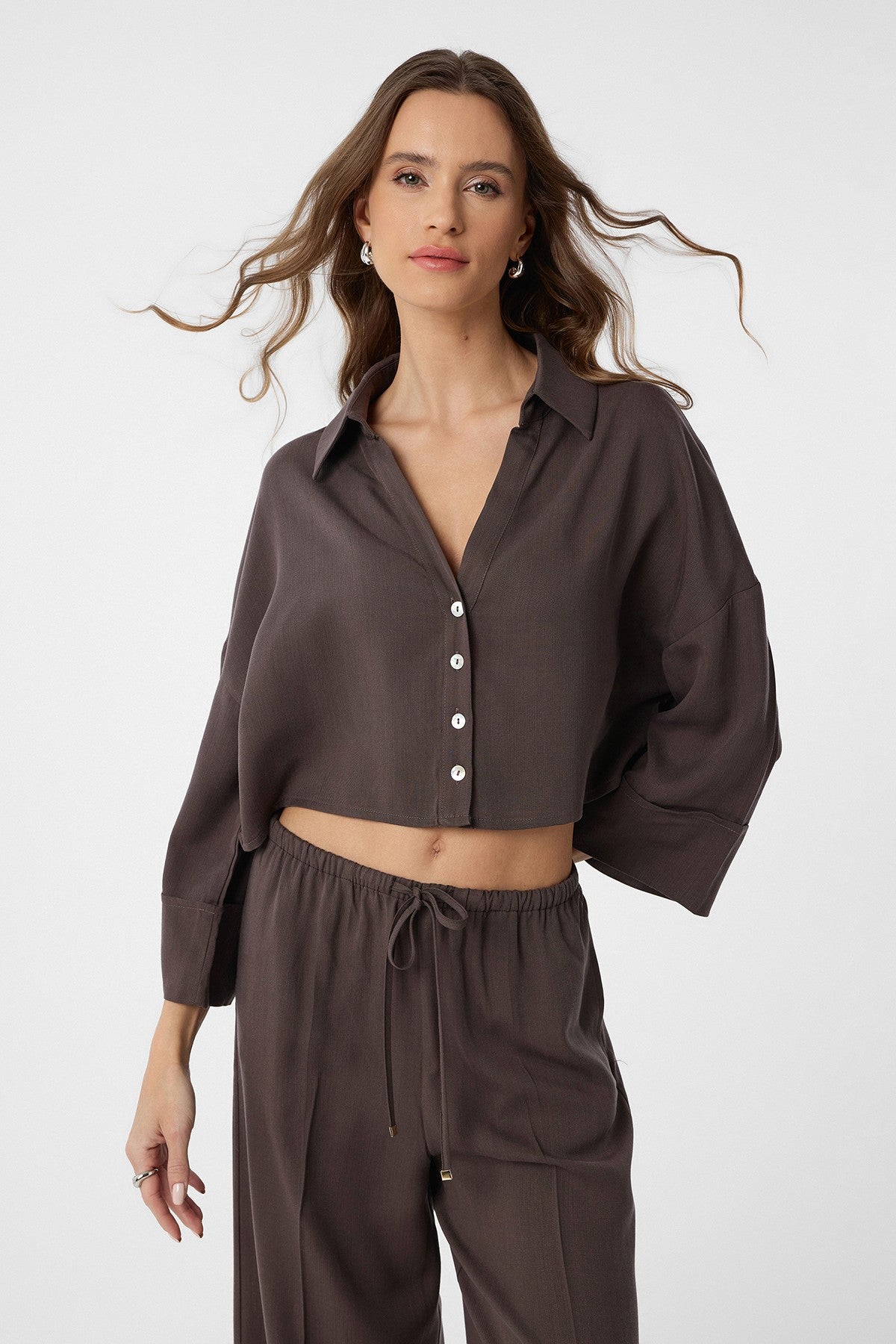 Antioch Crop Women's Shirt
