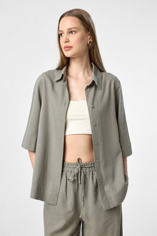 Antioch Women's Linen-Blend Shirt